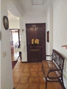 Apartamento T3 à venda na Avenida do Loureiro
