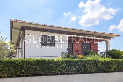 Casa ou moradia à venda na Ul - Macinhata da Seixa - Madail