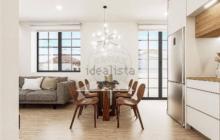 Apartamento T2 à venda na Rua 25 de Abril