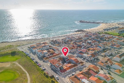 Moradia independente à venda no Bairro Novo da Câmara