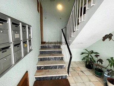 Apartamento T2 à venda na Rua Fialho de Almeida, 1