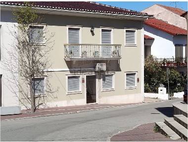 Barcouço, Rua Sazes
