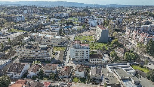 Vila Nova de Famalicão e Calendário, Centro, Rua Barão de Trovisqueira