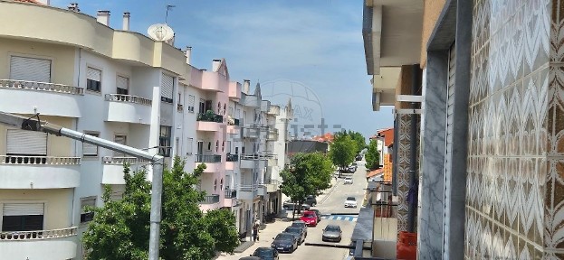 Apartamento T2 à venda na Travessa da Várzea
