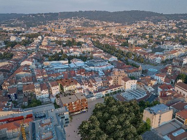 Apartamento T2 à venda na Alameda Cardeal D. António Ribeiro 3, 4