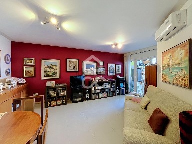 Apartamento T2 à venda na Rua Coronel José Goulão Freire, 3