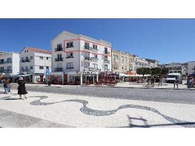 Apartamento T1 à venda na Praça Doutor Manuel Arriaga, 2