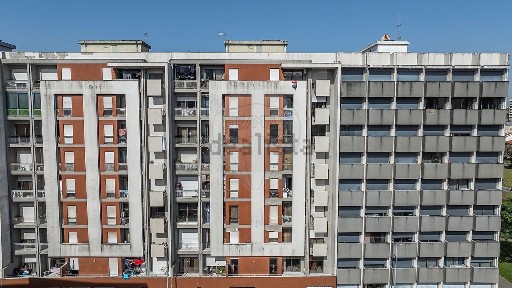 Apartamento T2 à venda na Rua Afonso Palmeira