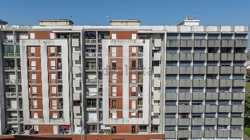 Apartamento T2 à venda na Rua Afonso Palmeira