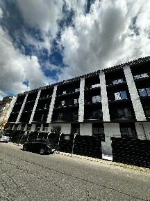 Apartamento T1 à venda na Rua Devesa, 6