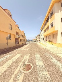 Apartamento T2 à venda na Rua da Praia, 11