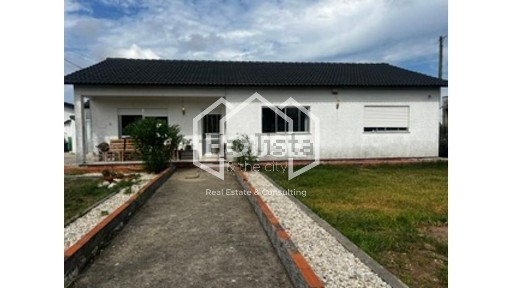 Moradia independente à venda em Ouca