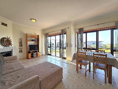 Apartamento T3 à venda na Rua Cova De Dominique, 7