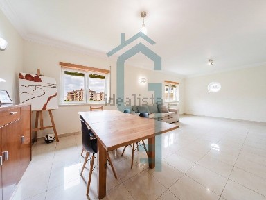 Apartamento T3 à venda nas Caldas da Rainha (Nossa Senhora do Pópulo)