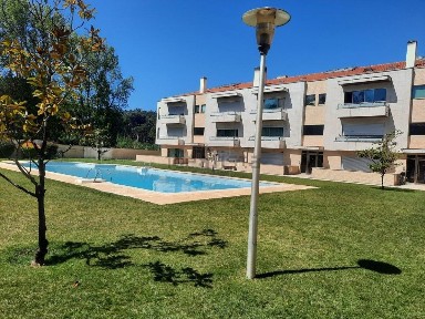 Apartamento T2 à venda na Rua Chico Glória, 17