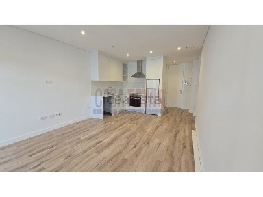 Apartamento T1 à venda na Rua de Santo António
