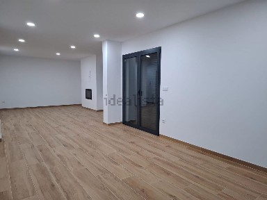 Moradia independente à venda em N1