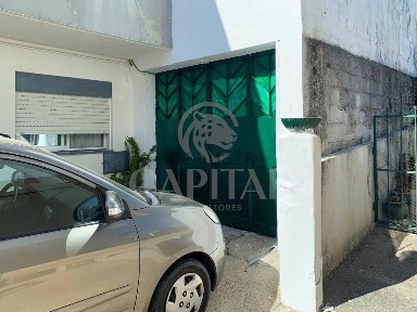 Nossa Senhora de Fátima, Rua Professor Doutor José João Gonçalves de Proença, 1