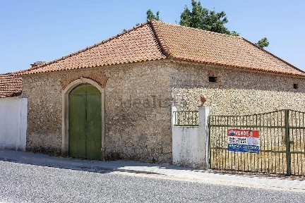 Moradia independente à venda em Pontével