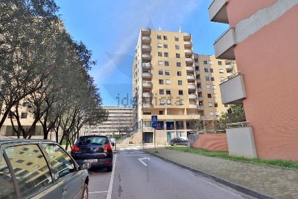 Apartamento T0 à venda na Rua Cónego Rafael Álvares da Costa, 62
