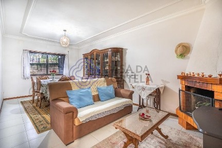 Apartamento T1 à venda na Rua João Pereira Neto s/n