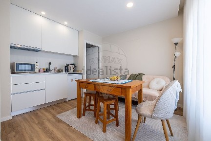 Apartamento T0 à venda na Rua da Matinha, 3