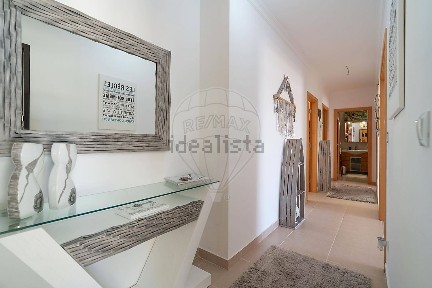 Apartamento T2 à venda na Rua Vieira Natividade