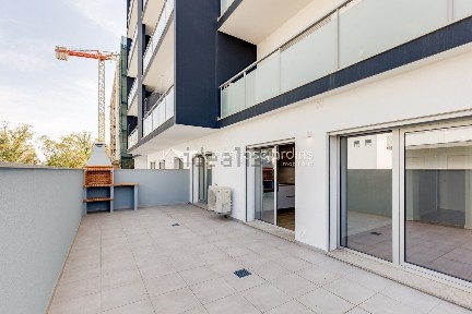 Apartamento T2 à venda em Marrazes e Barosa