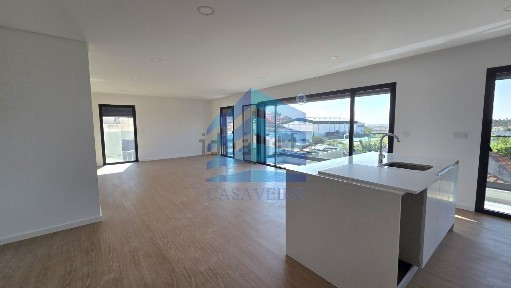 Duplex à venda em Esgueira