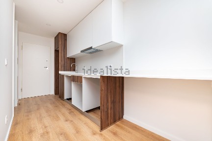 Apartamento T0 à venda na Rua da Devesa, 6