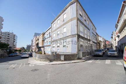 Apartamento T3 à venda em Braga (Maximinos, Sé e Cividade)