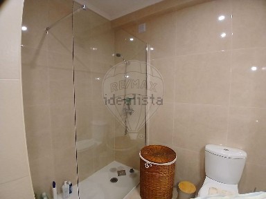 Apartamento T2 à venda em Santo Onofre e Serra do Bouro