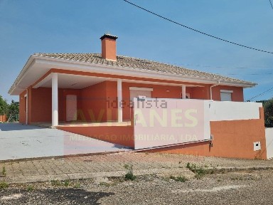 Moradia independente à venda em Canedo