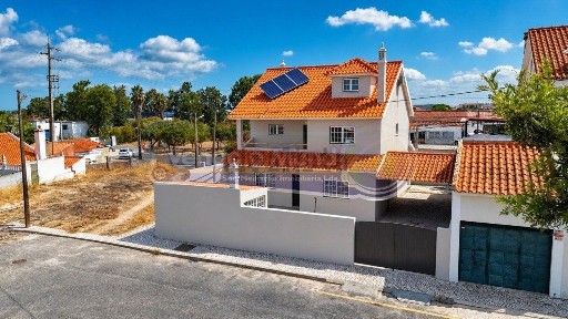 Casa ou moradia à venda em Samora Correia