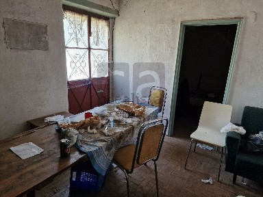 Moradia independente à venda em Alto dos fornos