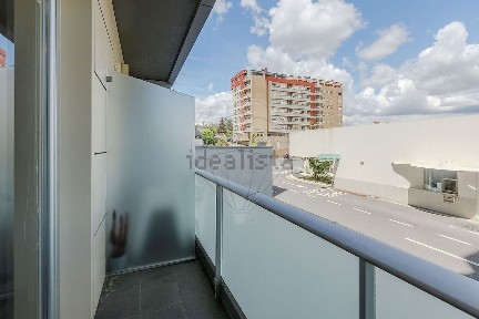 Apartamento T2 à venda na Avenida do Brasil