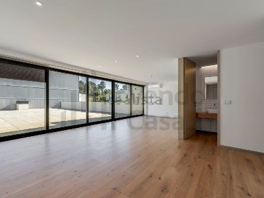 Penthouse à venda na Rua Engenheiro Nuno Alvares Pereira, 16