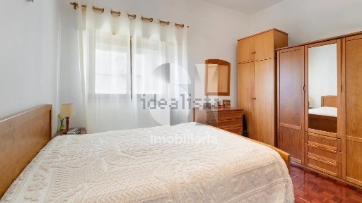 Apartamento T1 à venda na Rua Empalhadeiras de Garrafões