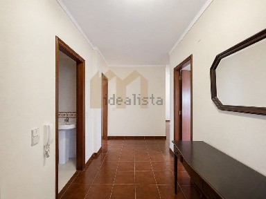 Apartamento T3 à venda em Santo Onofre e Serra do Bouro