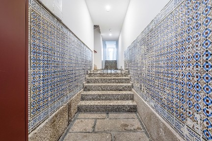 Apartamento T0 à venda na Rua do Souto