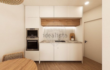 Apartamento T1 à venda em Alcobaça e Vestiaria