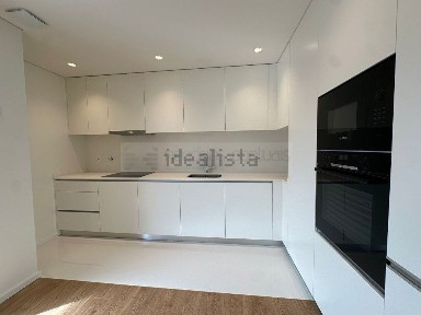 Apartamento T3 à venda em Ferreiros e Gondizalves