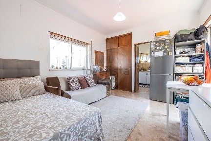 Apartamento T0 à venda na Avenida Vitor Gallo