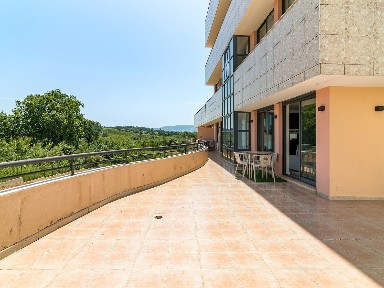 Apartamento T3 à venda na Rua Dom Afonso Henriques