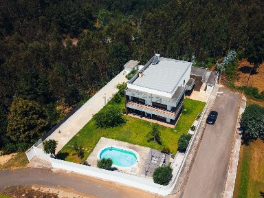Moradia independente à venda em São Roque