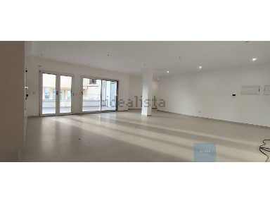 Apartamento T2 à venda na Rua Grupo Desportivo Os Nazarenos Sn