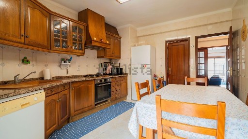 Apartamento T3 à venda na Rua da Fiandeira, 291