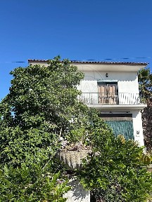 Moradia independente à venda em Tomar e Santa Maria dos Olivais