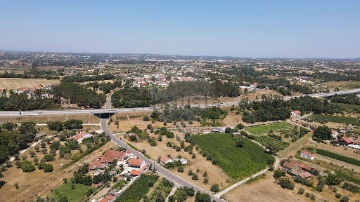 Moradia independente à venda em São Pedro de Tomar