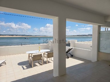 Apartamento T2 à venda na Rua Cândido dos Reis